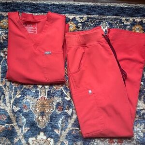 Women’s pink figs scrubs